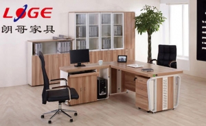 木質(zhì)辦公家具特點(diǎn)，快來(lái)了解一下。