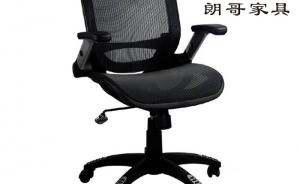當辦公椅臟了時，我們應該如何進行清潔？